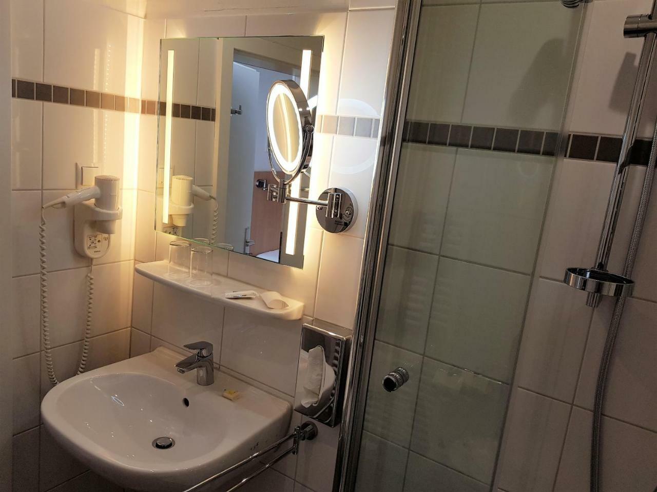 Hotel Zum Anker Andernach Buitenkant foto
